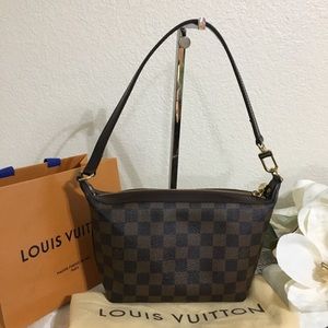 Authentic LV  ILLOVO in Damier